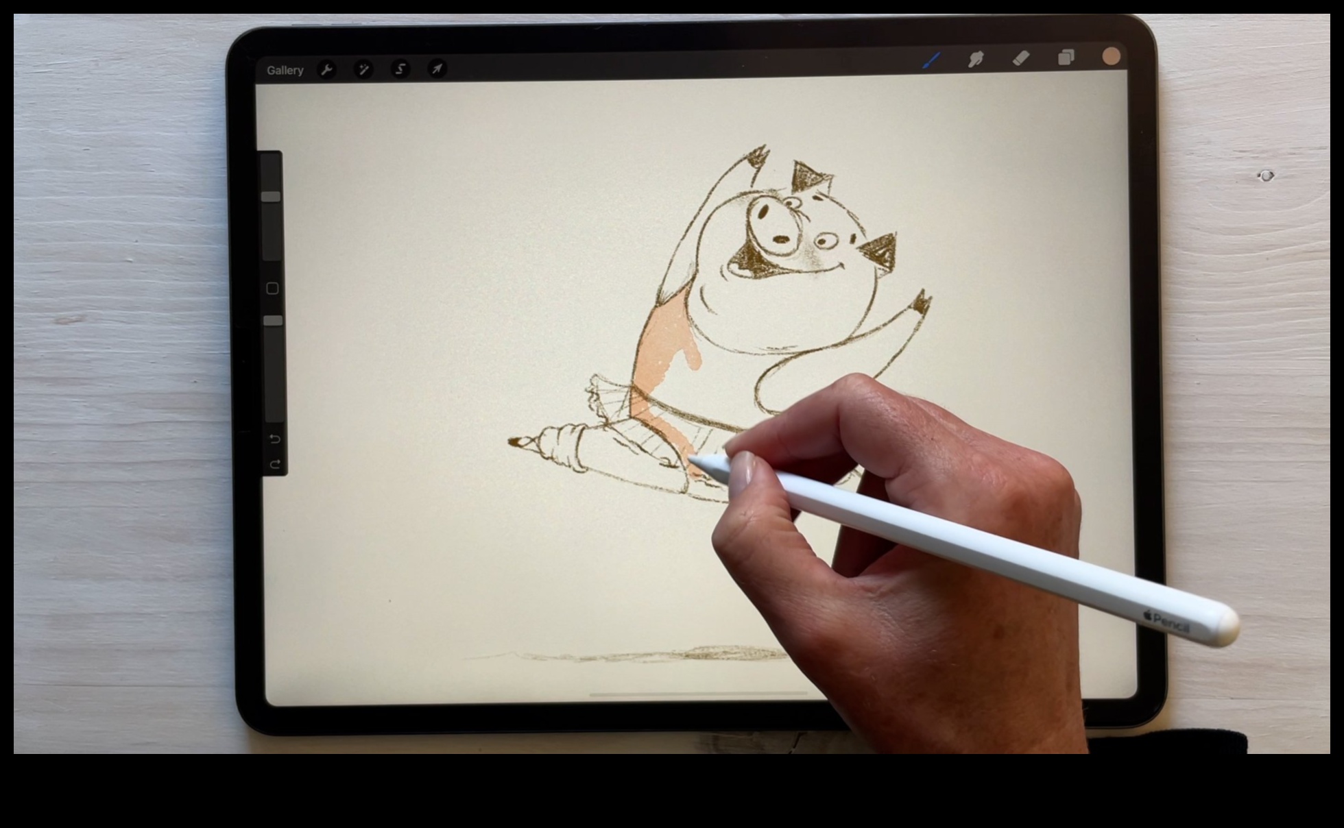 Zīmēšana ar trekniem triepieniem: dinamisku ainu izveide ar tinti