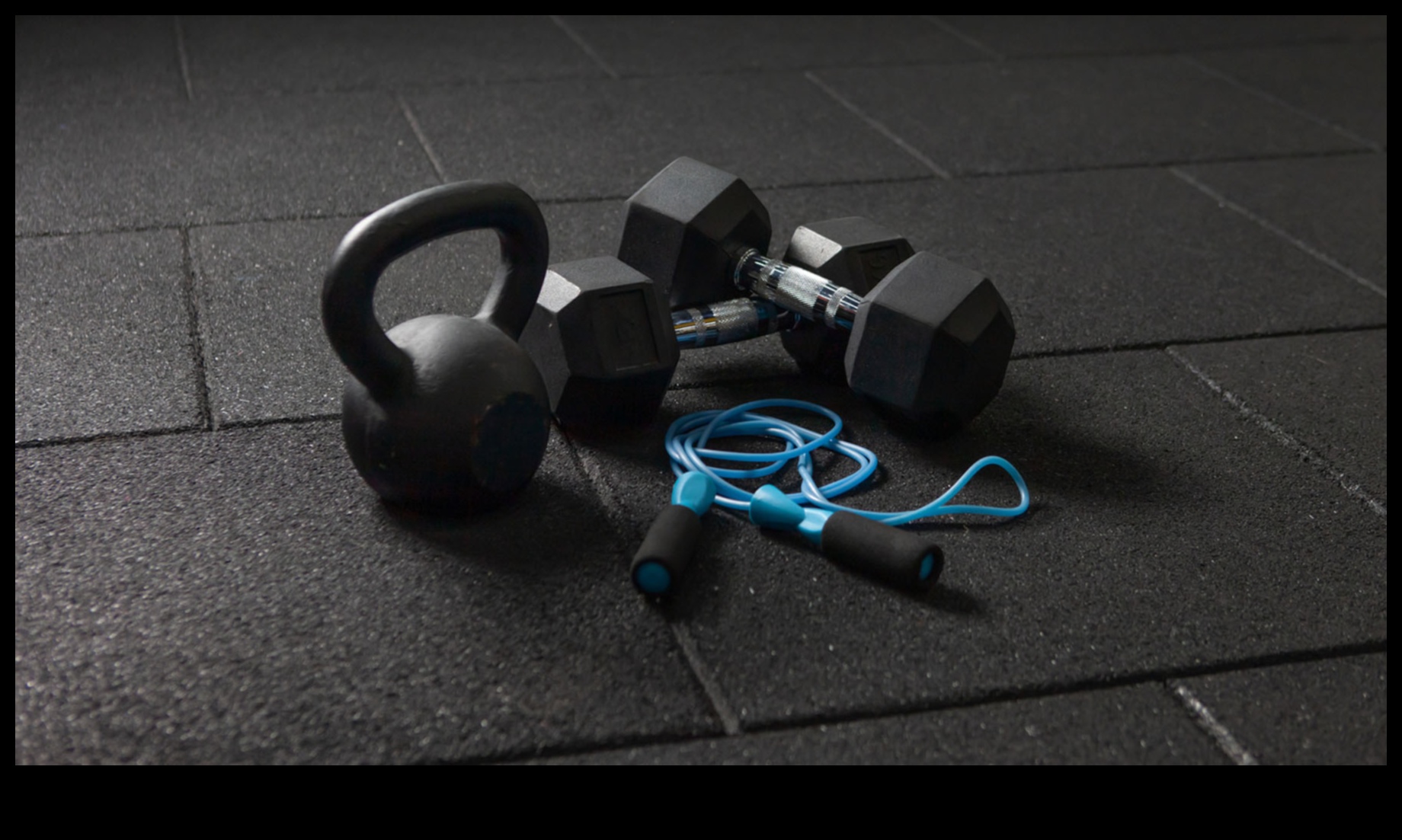 Aktīvais sabiedrotais: fitnesa aprīkojums treniņu entuziastam