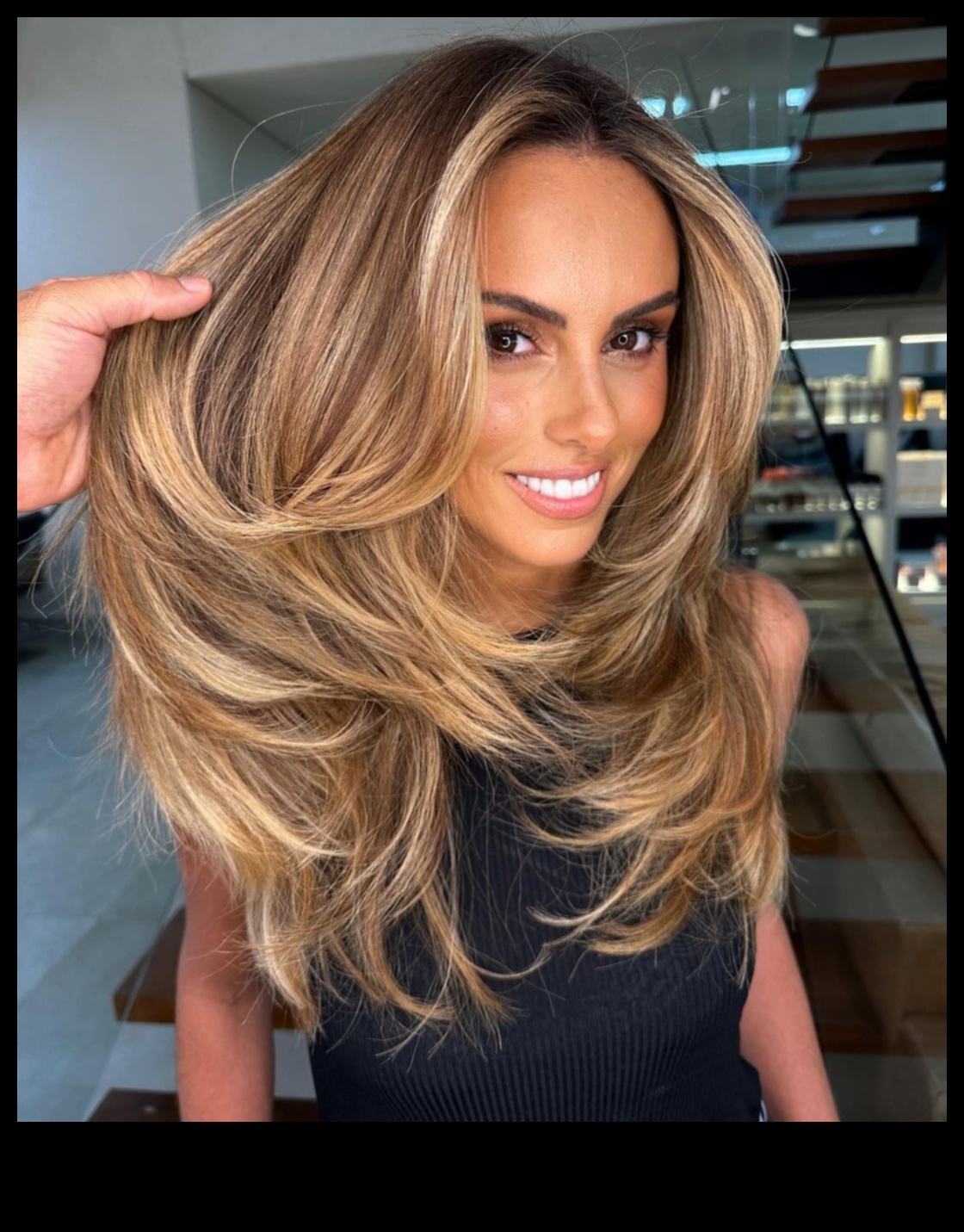 Zelta brunetes vibrācijas: starojošas frizūras, lai iedvesmotu jūsu izskatu