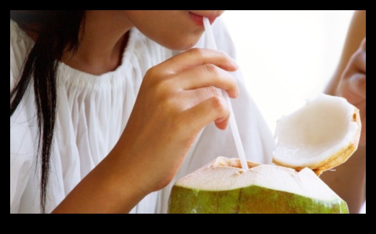 Labākais kokosriekstu ūdens ceļvedis: padomi un triki optimālai atsvaidzināšanai