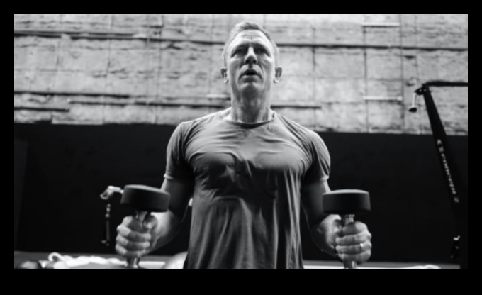 Atbrīvota intensitāte: spēcīgas iedarbības vingrinājumi maksimālai ietekmei