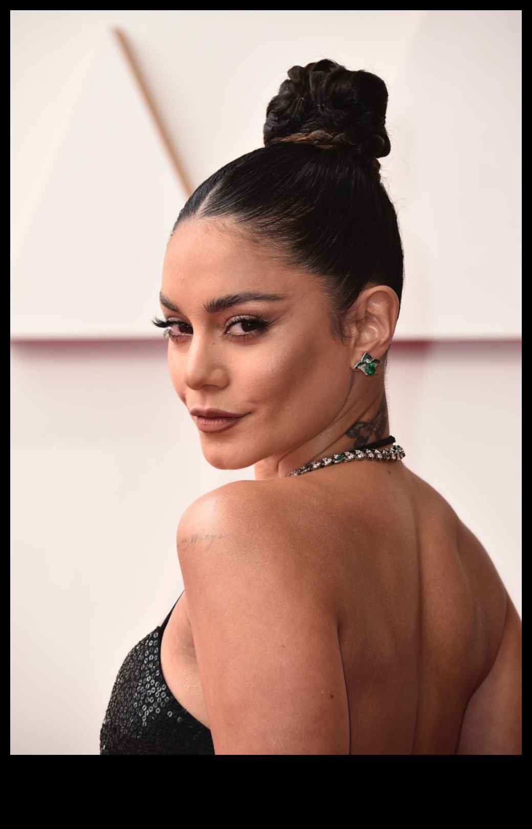 Ikoniski slavenību jauninājumi: uzlabojiet savu izskatu, izmantojot iekšējās metodes