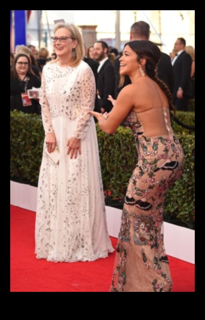 Slavenību sarkanās atzīšanās: stilistu iekšējās informācijas stāsti