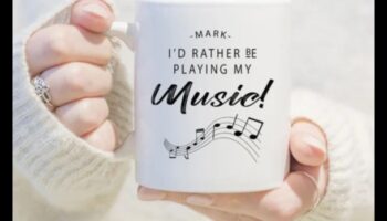 Mīlestības simfonija: melodiskas dāvanu idejas muzikāliem Valentīndienām